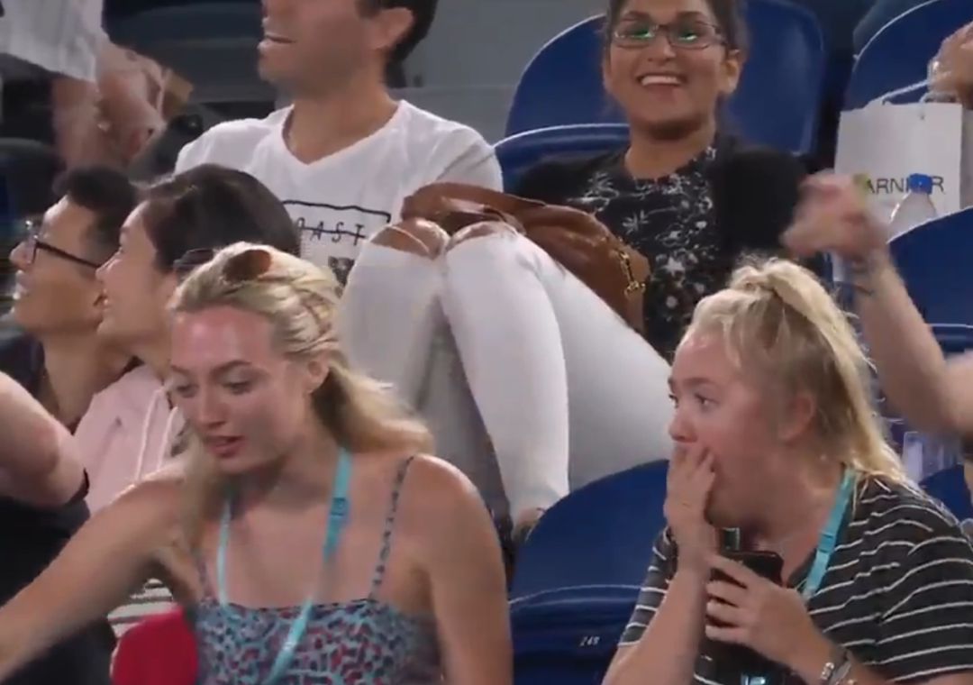 Open de Australia: Esto es lo que te puede ocurrir en el descanso de un partido si te pones a bailar Open de Australia: Esto es lo que te puede ocurrir en el descanso de un partido si te pones a bailar