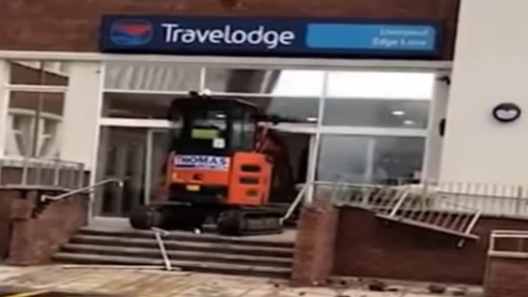 La venganza viral de un obrero contra el hotel que no le pagó por su trabajo