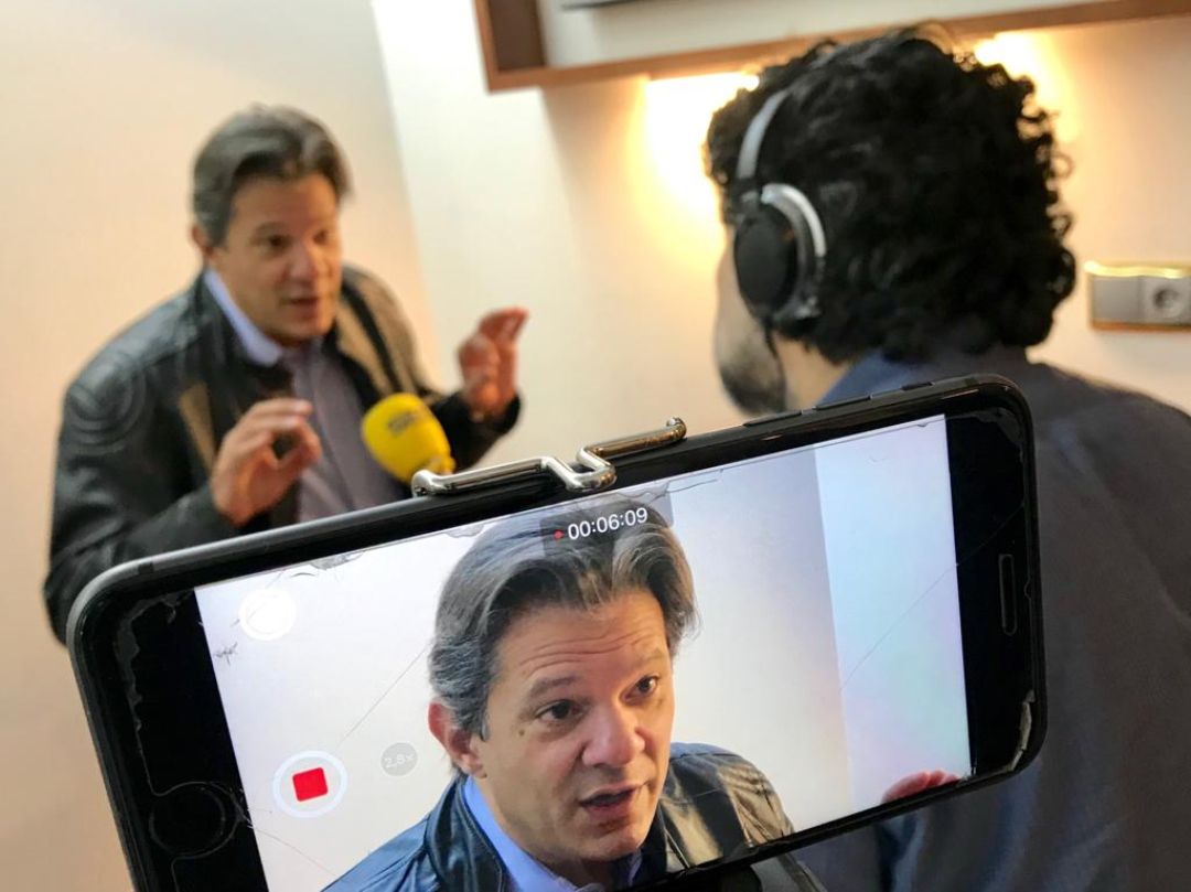 Fernando Haddad en un momento de la entrevista Fernando Haddad en un momento de la entrevista