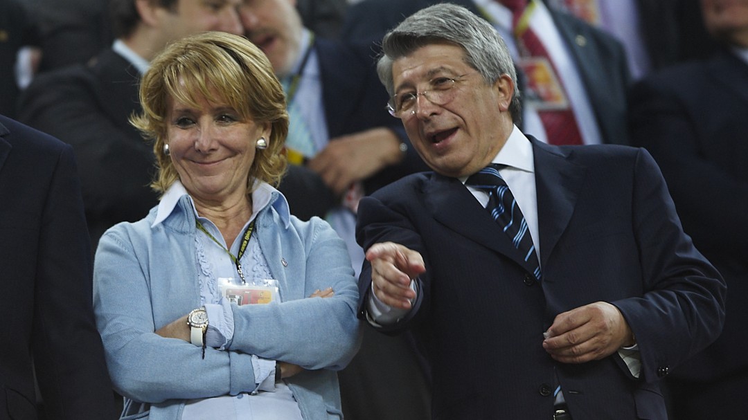Esperanza Aguirre benefició a Cerezo a través de los contratos del fútbol en Telemadrid