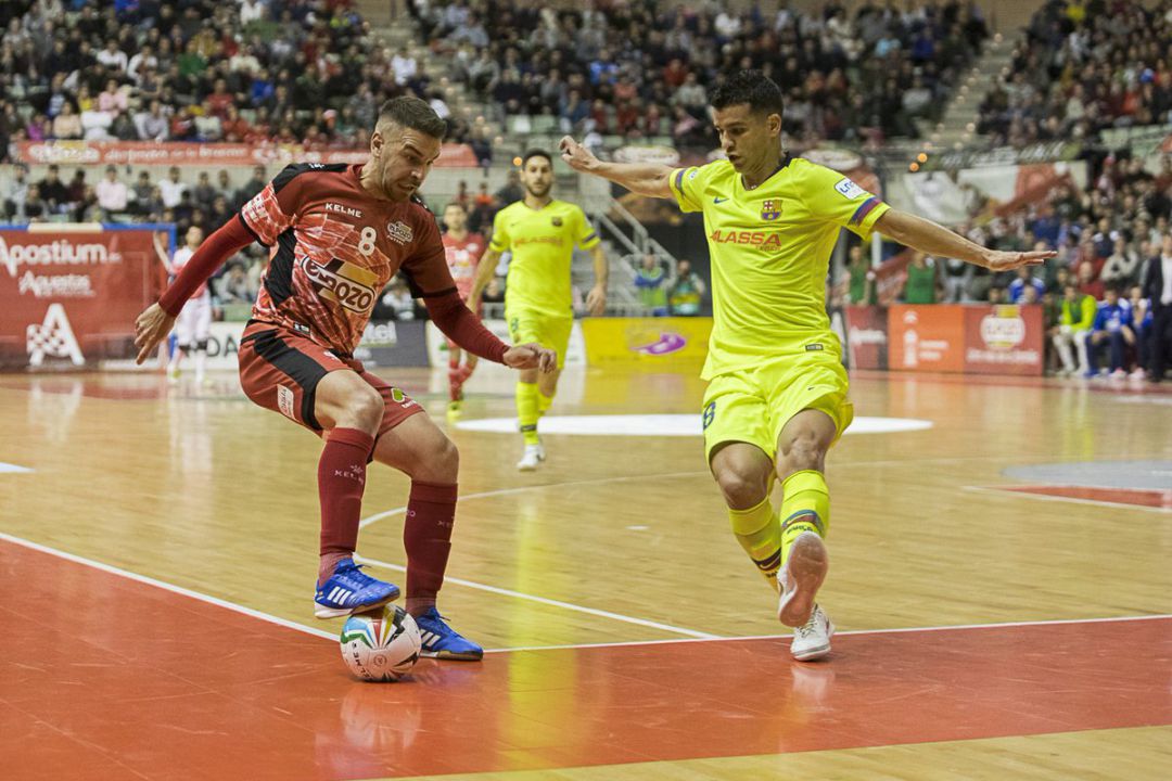 Más de 7.000 espectadores vieron caer a ElPozo ante el Barça tras 24 penaltis Más de 7.000 espectadores vieron caer a ElPozo ante el Barça tras 24 penaltis