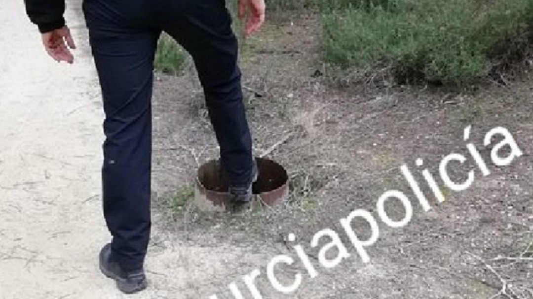 Encuentran en La Raya un pozo de más de 60 metros de profundidad sin medidas de seguridad