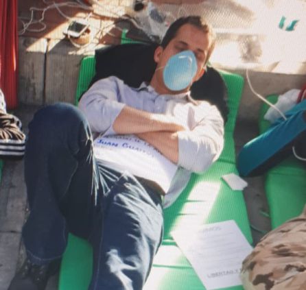 Juan Guaidó, durante la huelga de hambre en 2015. Juan Guaidó, durante la huelga de hambre en 2015.