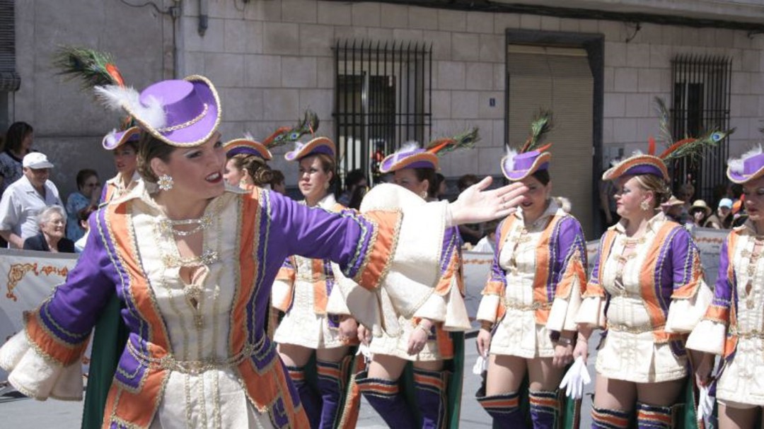 Petrer acude a Fitur con sus fiestas de Moros y Cristianos y la ruta "Del Vinalopó al exilio"