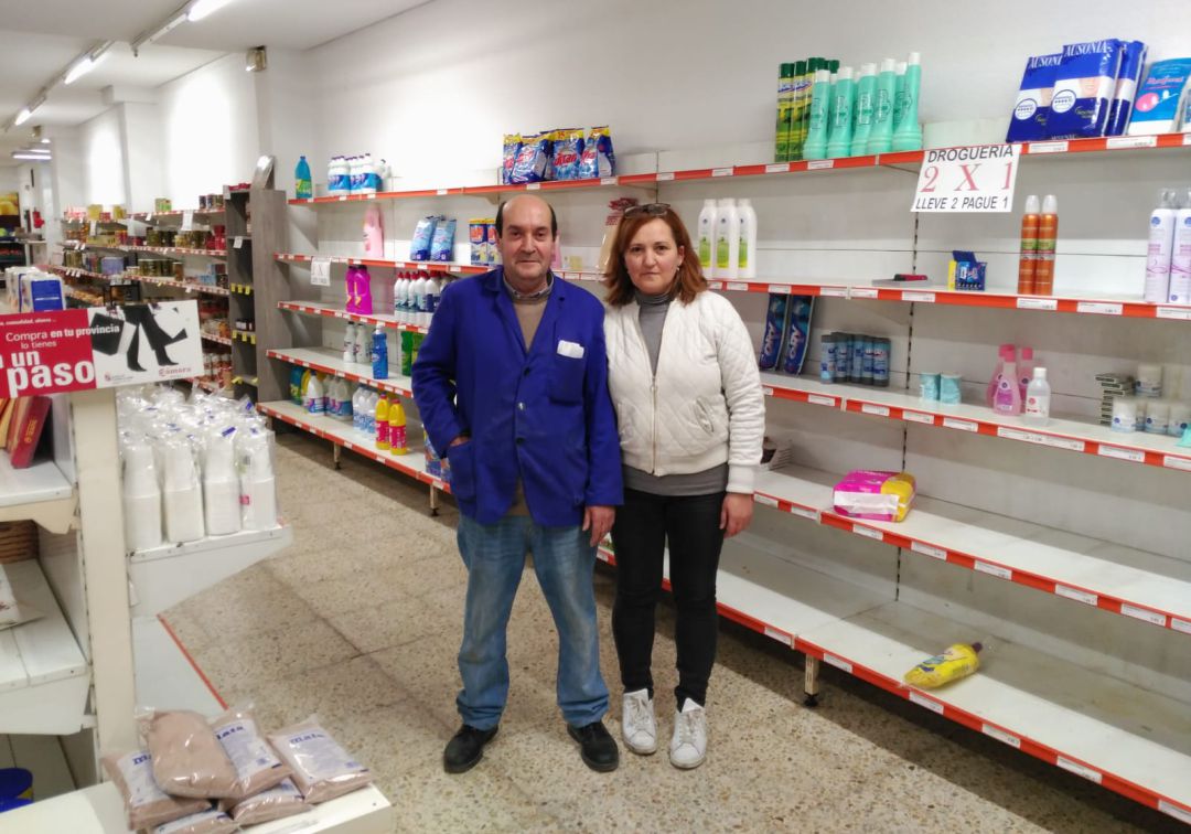 Los históricos Ultramarinos Burón de Palencia ceden el testigo a Súper Agropal