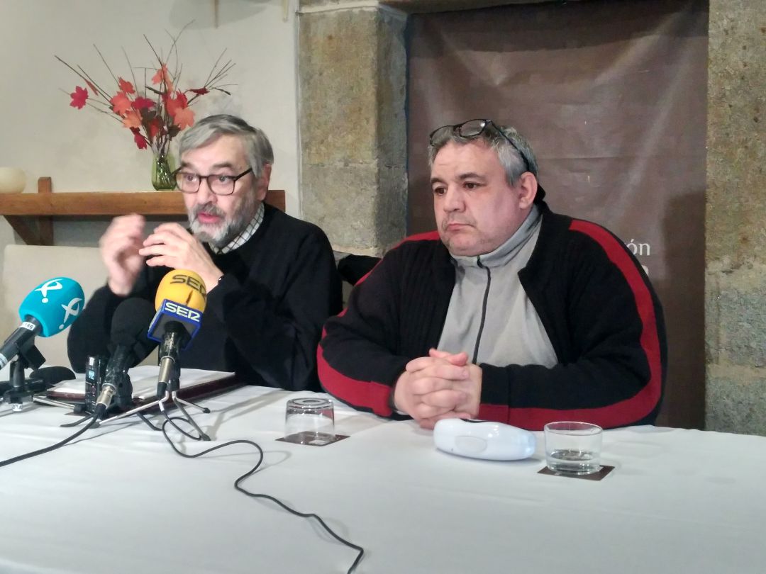 Juan Carlos López (izq) y Valen Rodríguez (dcha) portavoces de Milana Bonita Juan Carlos López (izq) y Valen Rodríguez (dcha) portavoces de Milana Bonita