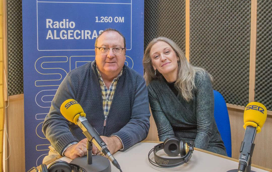 Con Liona Hotta que nos ha presentado su concierto de esta noche con Serena Strings en La Gramola. Con Liona Hotta que nos ha presentado su concierto de esta noche con Serena Strings en La Gramola.