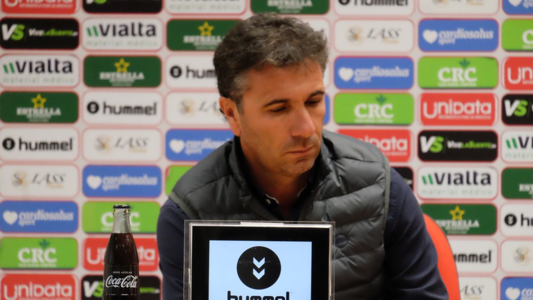 El Real Murcia desbloquea los derechos y Parras es el primero en llegar y Jeisson el segundo