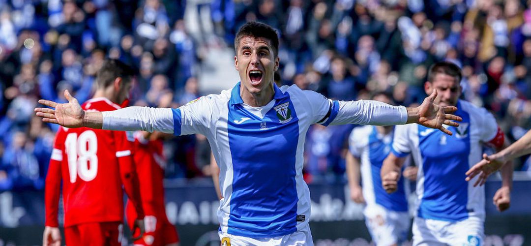Bustinza celebra un gol la pasada temporada contra el Sevilla F.C. Bustinza celebra un gol la pasada temporada contra el Sevilla F.C.