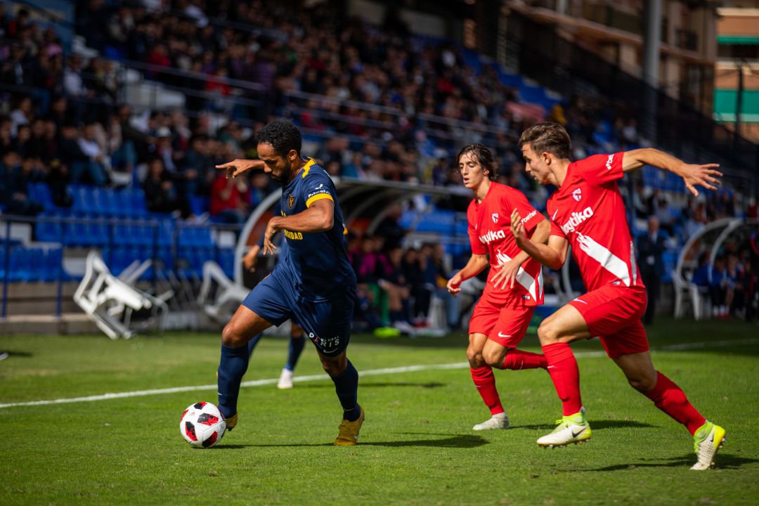 El UCAM CF visita al Don Benito y el FC Jumilla al R. Granada El UCAM CF visita al Don Benito y el FC Jumilla al R. Granada