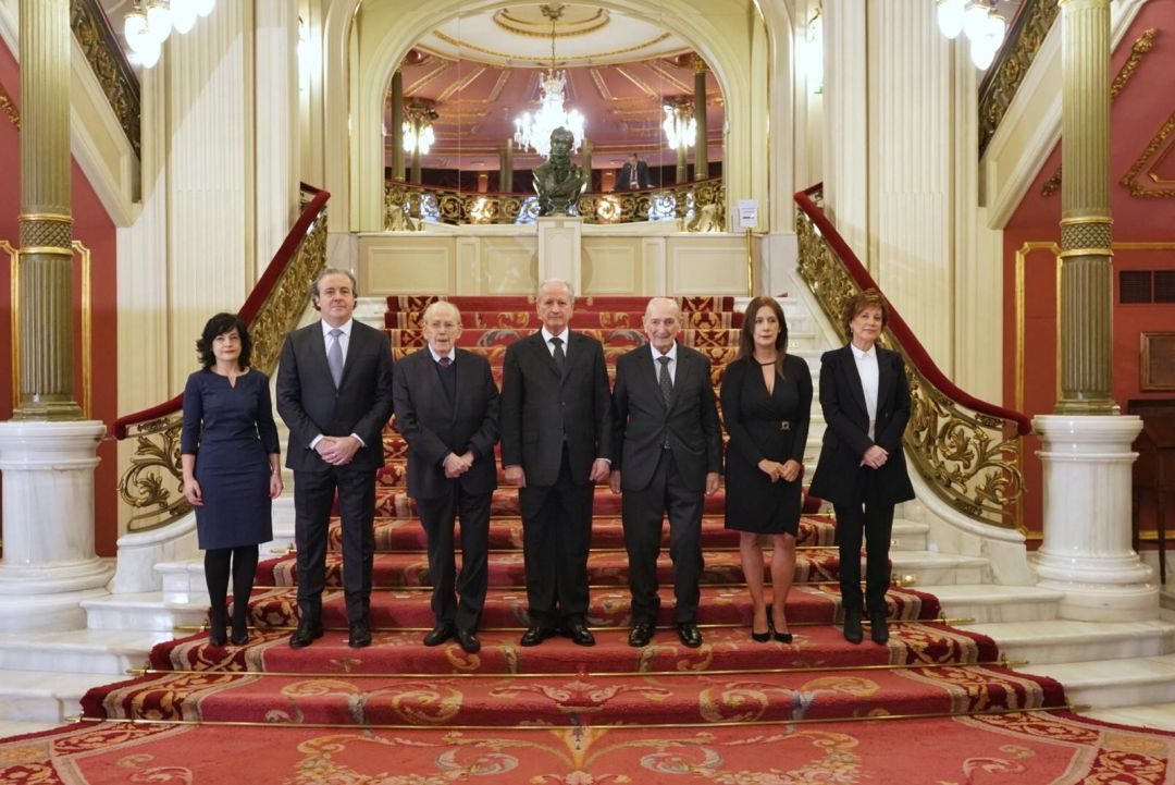 Camdessus considera que "es hora de fortalecer el universalismo y las instituciones europeas" Camdessus considera que "es hora de fortalecer el universalismo y las instituciones europeas"