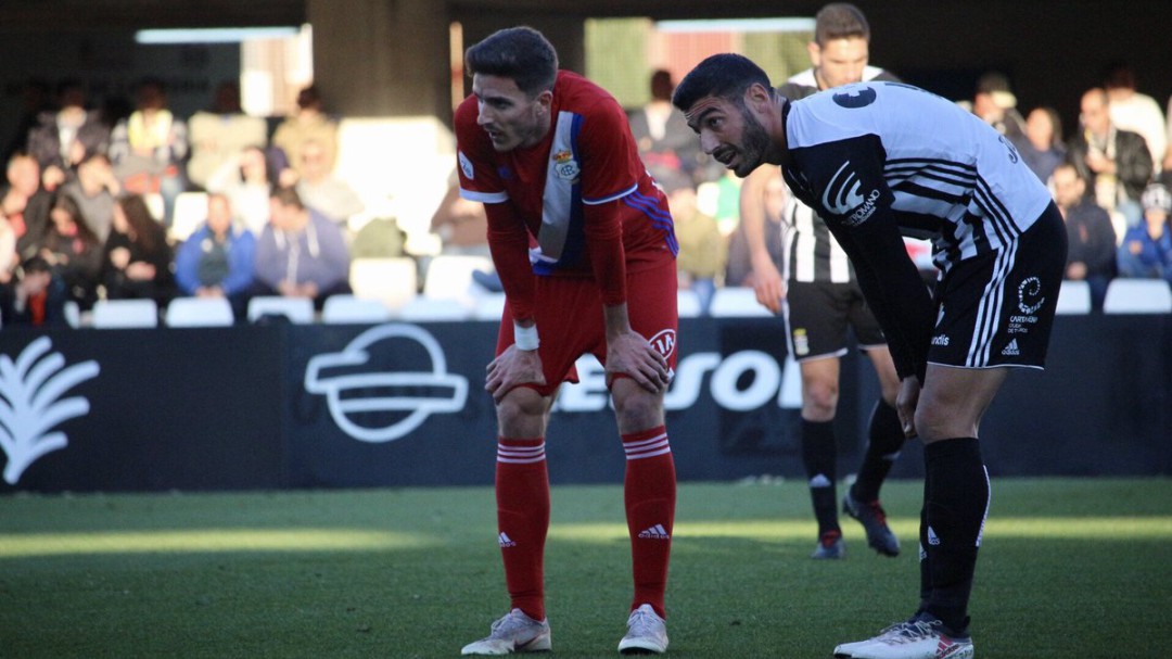 El Efesé se estrella en el muro defensivo del Recre