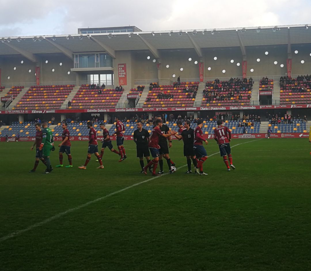 Pontevedra 2 Navalcarnero 0 Pontevedra 2 Navalcarnero 0