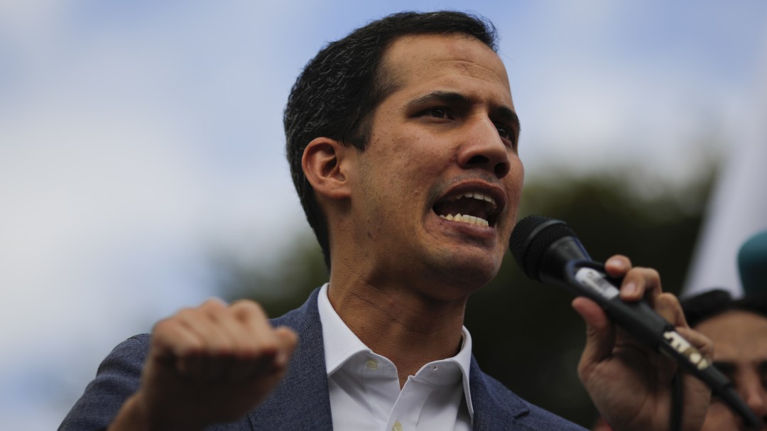 Siri, Google y Alexa se posicionan sobre la identidad del presidente de Venezuela