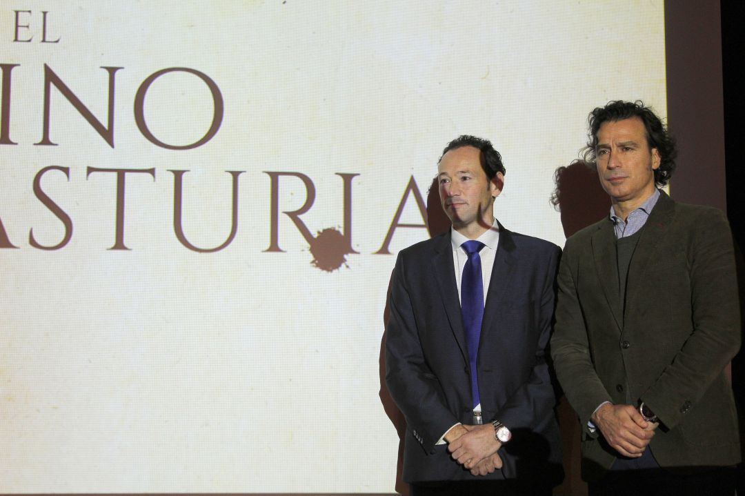 El Consejero de Presidencia, Guillerno Martínez, junto al Director General de la RTPA, Antonio Virgili, durante la presentación del documental El Consejero de Presidencia, Guillerno Martínez, junto al Director General de la RTPA, Antonio Virgili, durante la presentación del documental