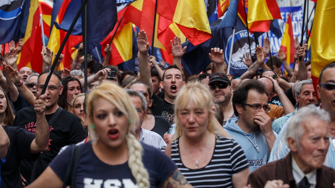 La Fiscalía pide 3 años para la líder de grupo neonazi Hogar Social Madrid
