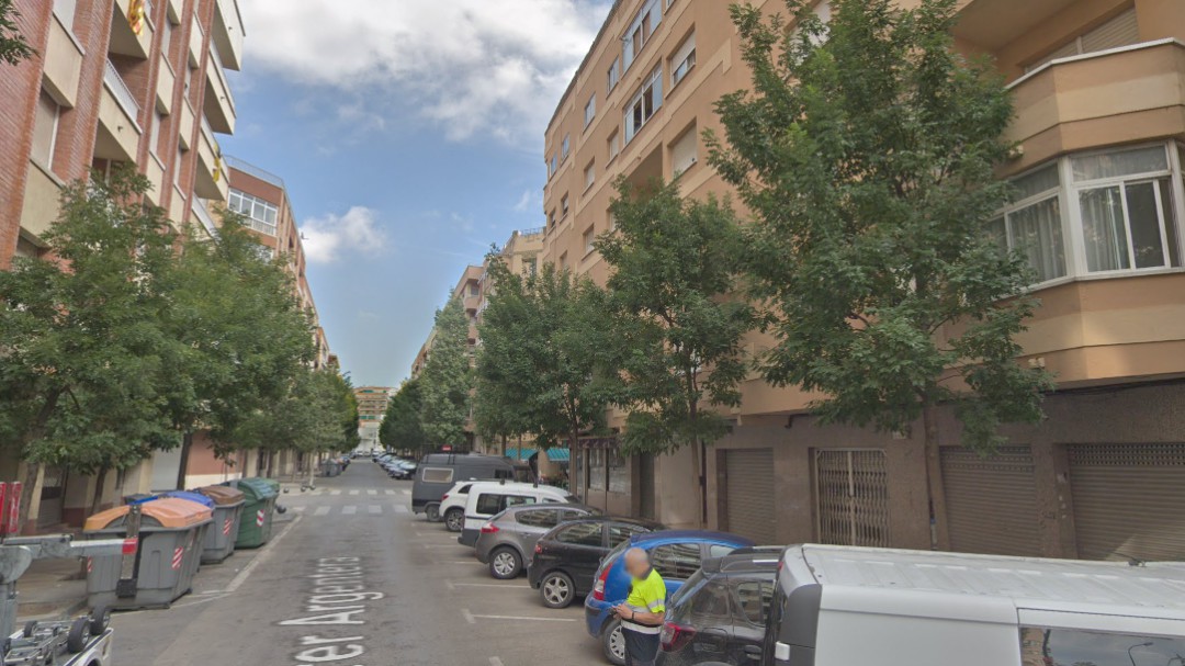 Un hombre mata a una mujer y queda herido al arrojarse al vacío en Reus