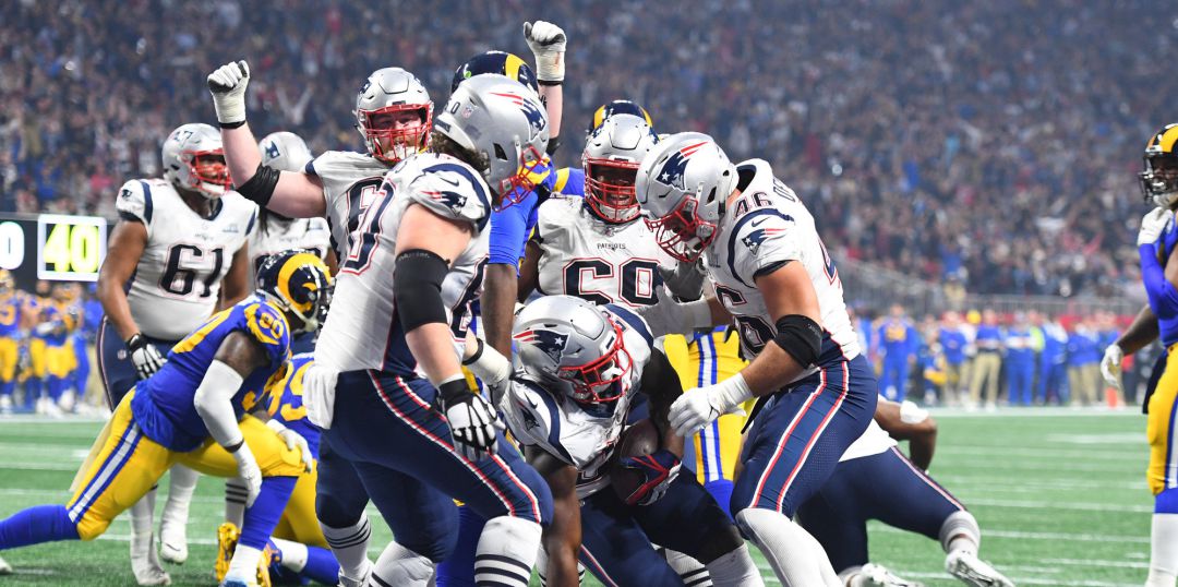 Los Patriots festejan el único Touchdown del partido Los Patriots festejan el único Touchdown del partido