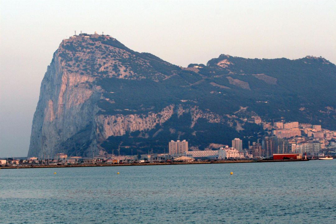 La UE incluye Gibraltar como "colonia" británica en la propuesta para eximir de visados a Reino Unido La UE incluye Gibraltar como "colonia" británica en la propuesta para eximir de visados a Reino Unido