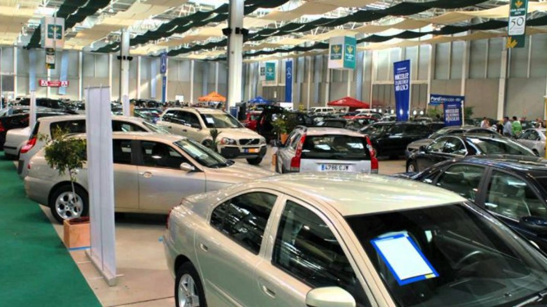 Baja la venta de coches en enero