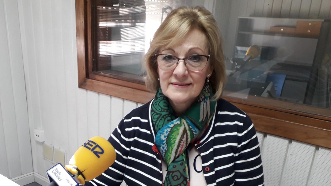 Estamos ahí y vamos a acompañar en el hospital donde son muchas las horas de espera