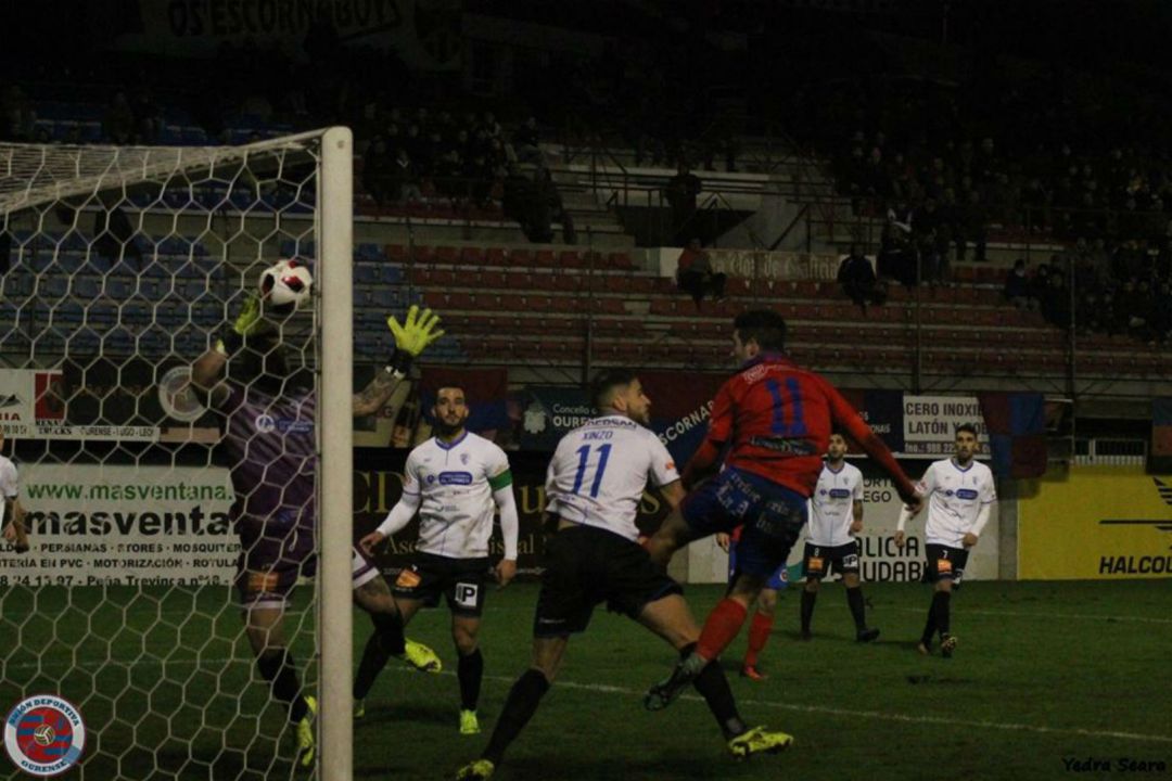 Los tres puntos del derbi entre la Unión Deportiva Ourense y Ourense C.F. se quedaron en el equipo de Fernando Currás, con un gol de Marquitos. Los tres puntos del derbi entre la Unión Deportiva Ourense y Ourense C.F. se quedaron en el equipo de Fernando Currás, con un gol de Marquitos.