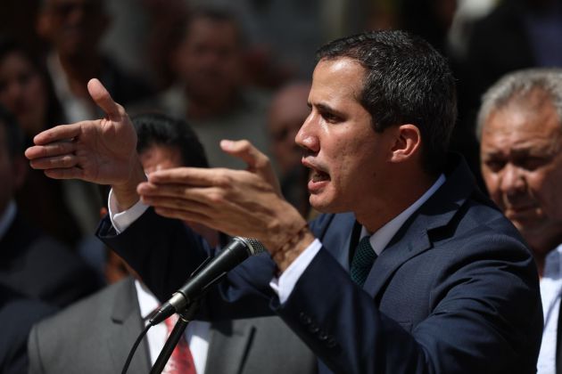 El presidente de la Asamblea Nacional, Juan Guaidó, se proclamó presidente interino de Venezuela. El presidente de la Asamblea Nacional, Juan Guaidó, se proclamó presidente interino de Venezuela.