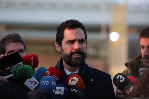 Roger Torrent, a la salida de la cárcel de Alcalá Meco Roger Torrent, a la salida de la cárcel de Alcalá Meco