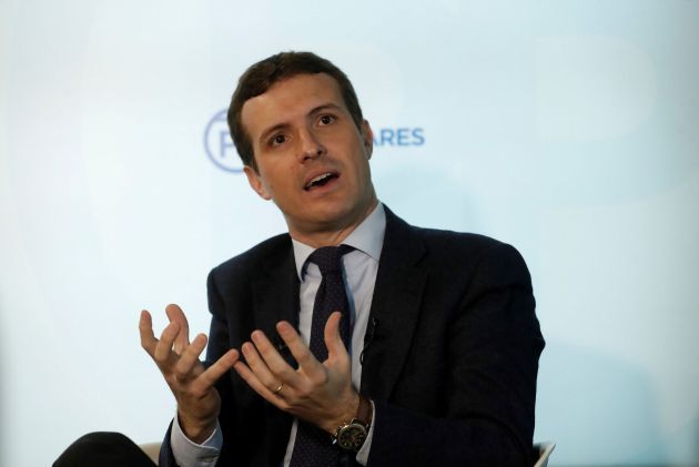 Casado: "No descarto nada contra Sánchez por su alta traición a España" Casado: "No descarto nada contra Sánchez por su alta traición a España"