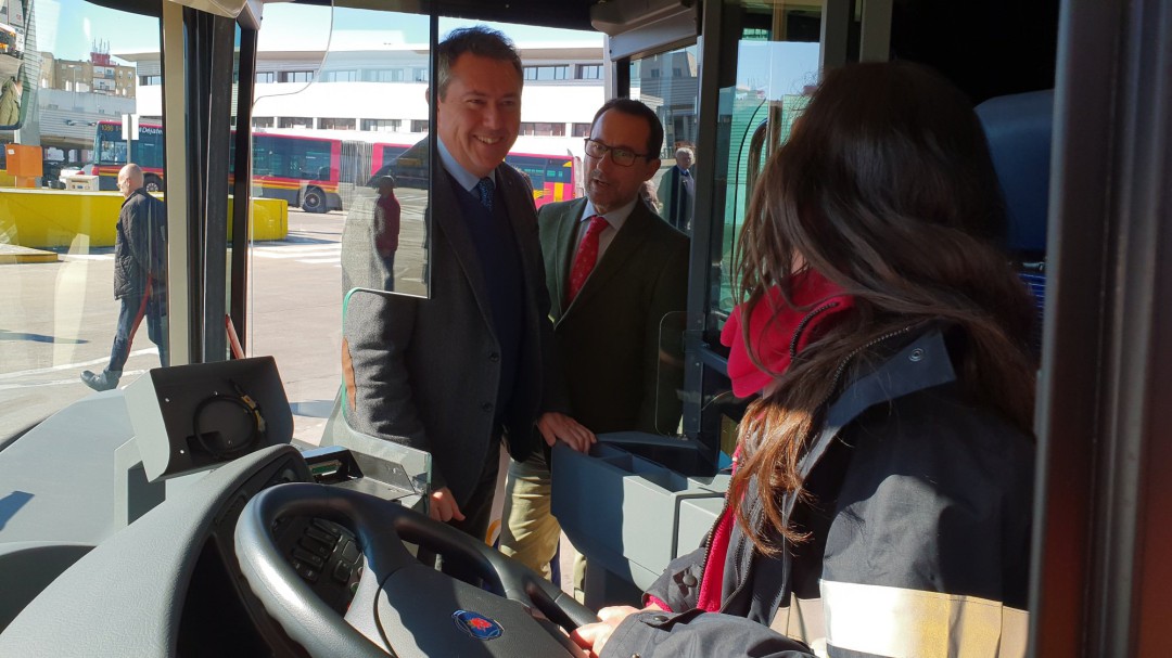 Treinta nuevos autobuses amplían la flota de Tussam