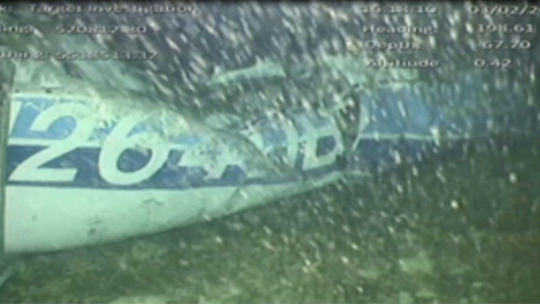 Los restos del avión de Emiliano Sala Los restos del avión de Emiliano Sala