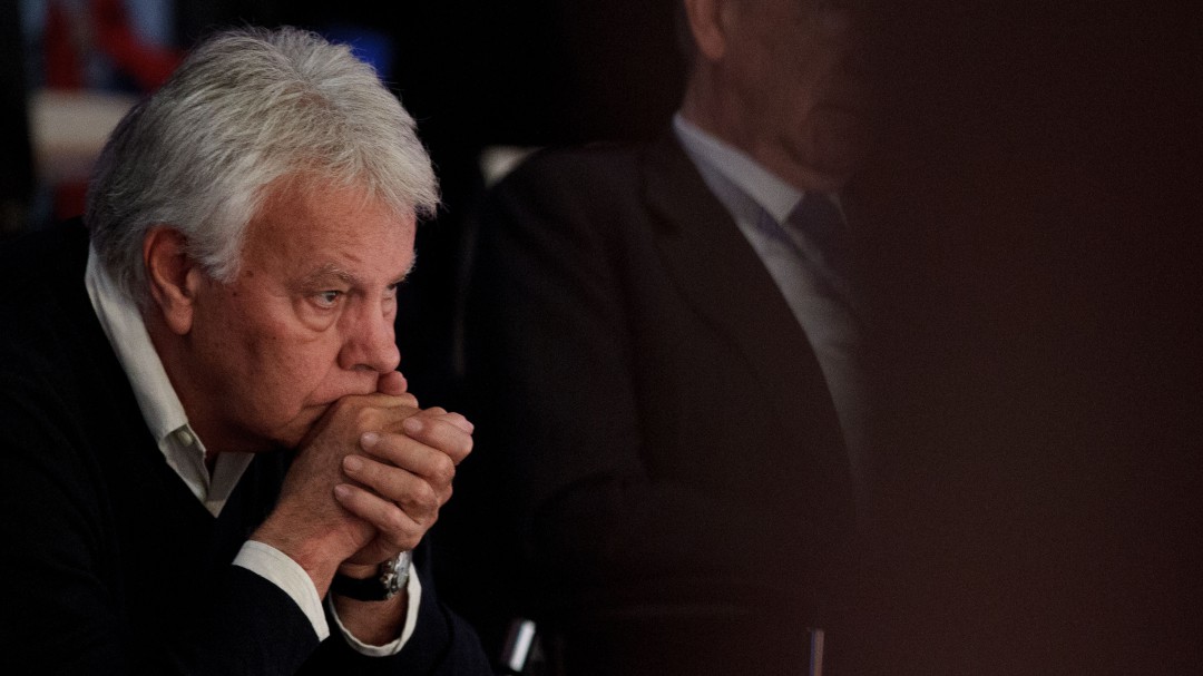 Felipe González rechaza el relator y la mesa de partidos porque supone degradar al Parlament y al Congreso