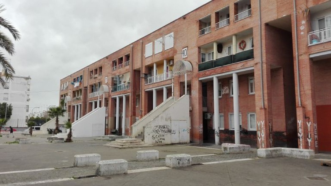 Varios detenidos en Las Palmeras en una operación antidroga de Policía Nacional