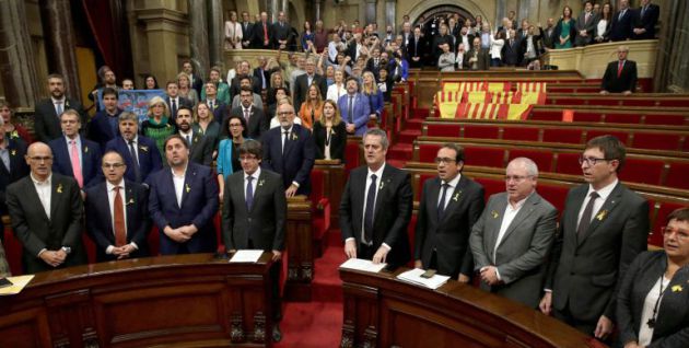 Los acusados después de aprobar la DUI en octubre de 2017 Los acusados después de aprobar la DUI en octubre de 2017