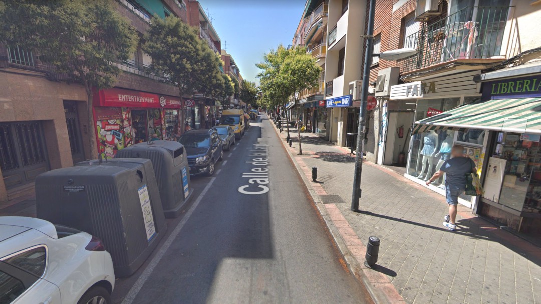 Hallan el cadáver de un bebé dentro de un contenedor de basura en Madrid