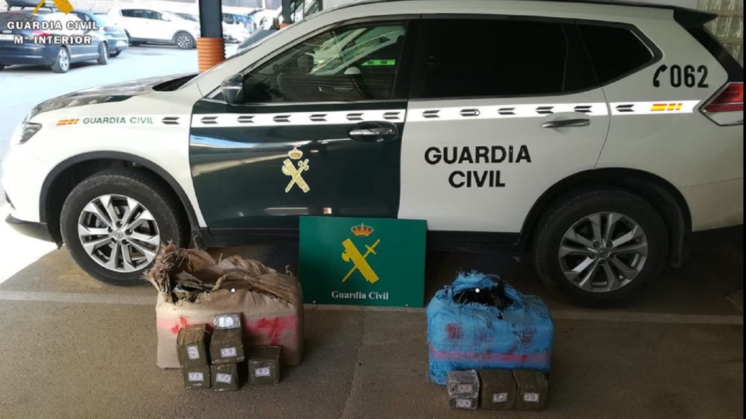Localizados 67 kilos de hachís abandonados en la A-4