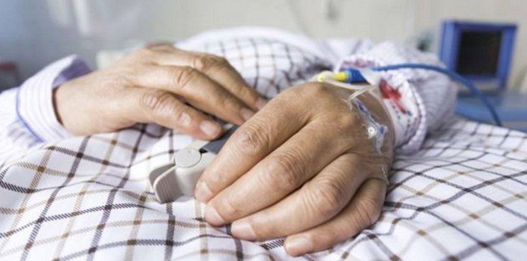 Una úlcera por presión es una lesión en la piel producida por una presión mantenida en una zona del cuerpo. Una úlcera por presión es una lesión en la piel producida por una presión mantenida en una zona del cuerpo.