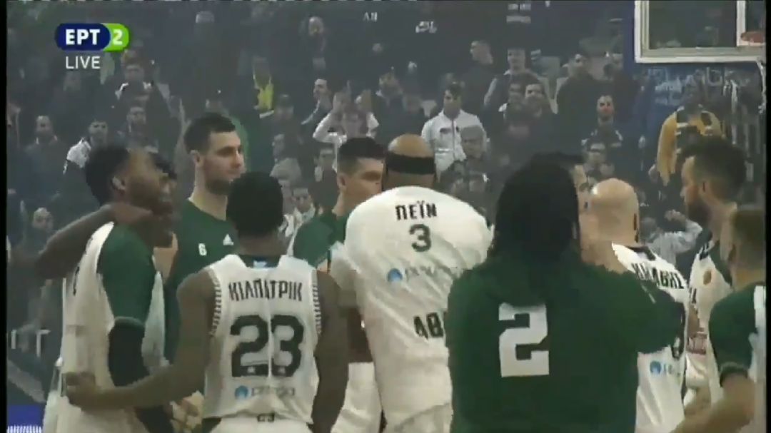 El Olympiacos se queja del arbitraje en su partido ante el Panathinaikos y decide no presentarse tras el descanso El Olympiacos se queja del arbitraje en su partido ante el Panathinaikos y decide no presentarse tras el descanso