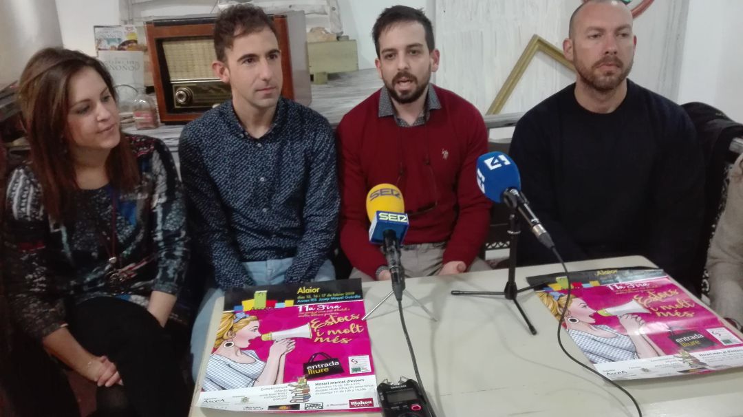 La Fira d'estocs de Alaior abrirá sus puertas el viernes a las 18.00. La Fira d'estocs de Alaior abrirá sus puertas el viernes a las 18.00.