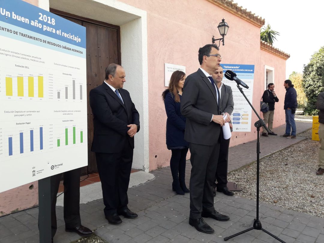 Murcia implantará en septiembre el quinto contenedor de residuos orgánicos Murcia implantará en septiembre el quinto contenedor de residuos orgánicos