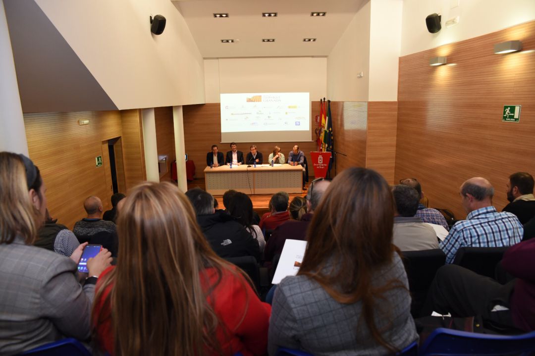 Reunión en Baza de la candidatura del Geoparque de Granada Reunión en Baza de la candidatura del Geoparque de Granada
