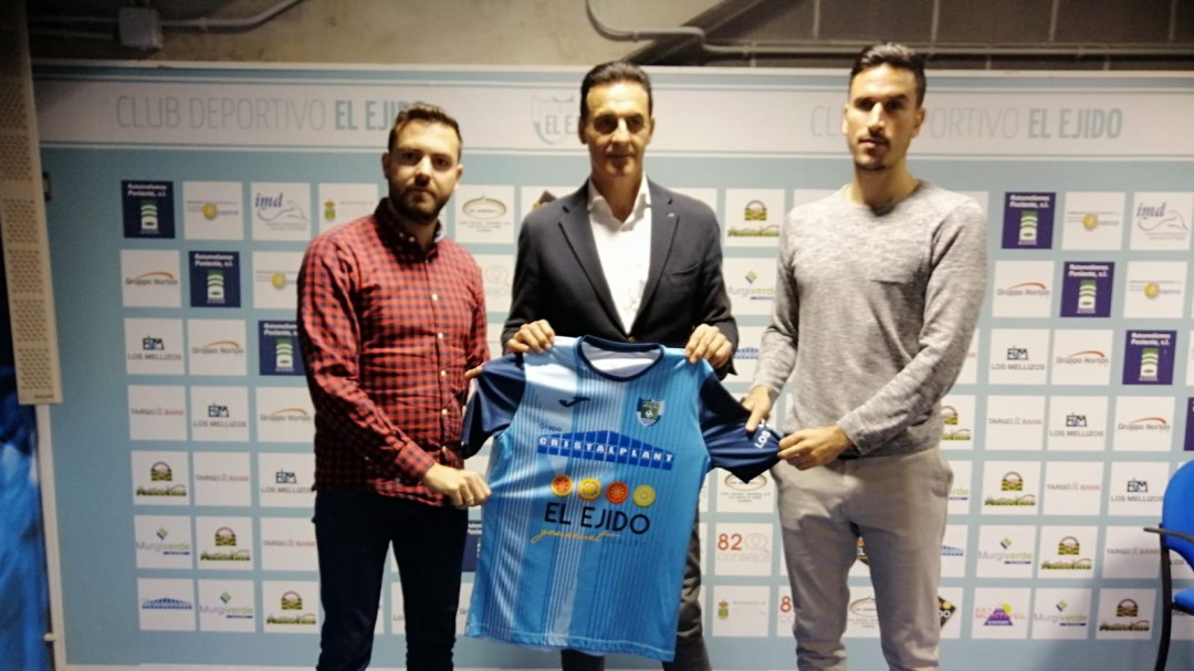 Manolo Ruiz toma el mando en el Club Deportivo El Ejido