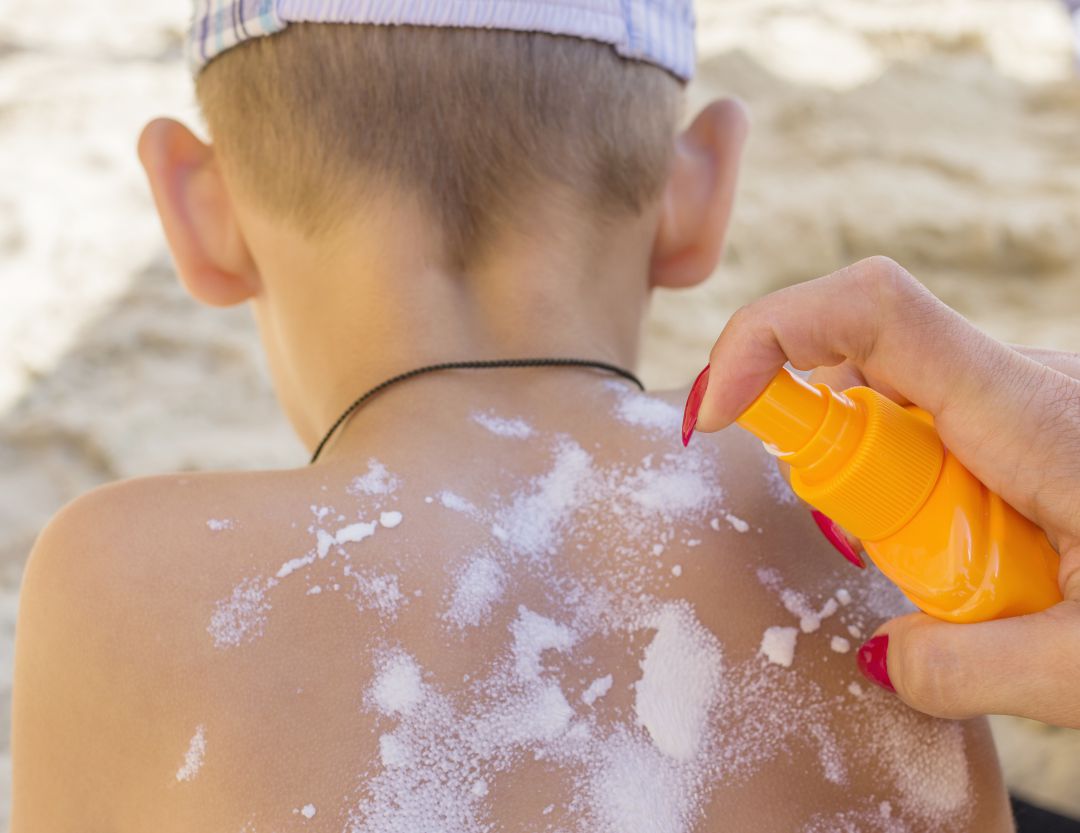 La OCU alerta de sustancias cancerígenas en algunas cremas infantiles. La OCU alerta de sustancias cancerígenas en algunas cremas infantiles.