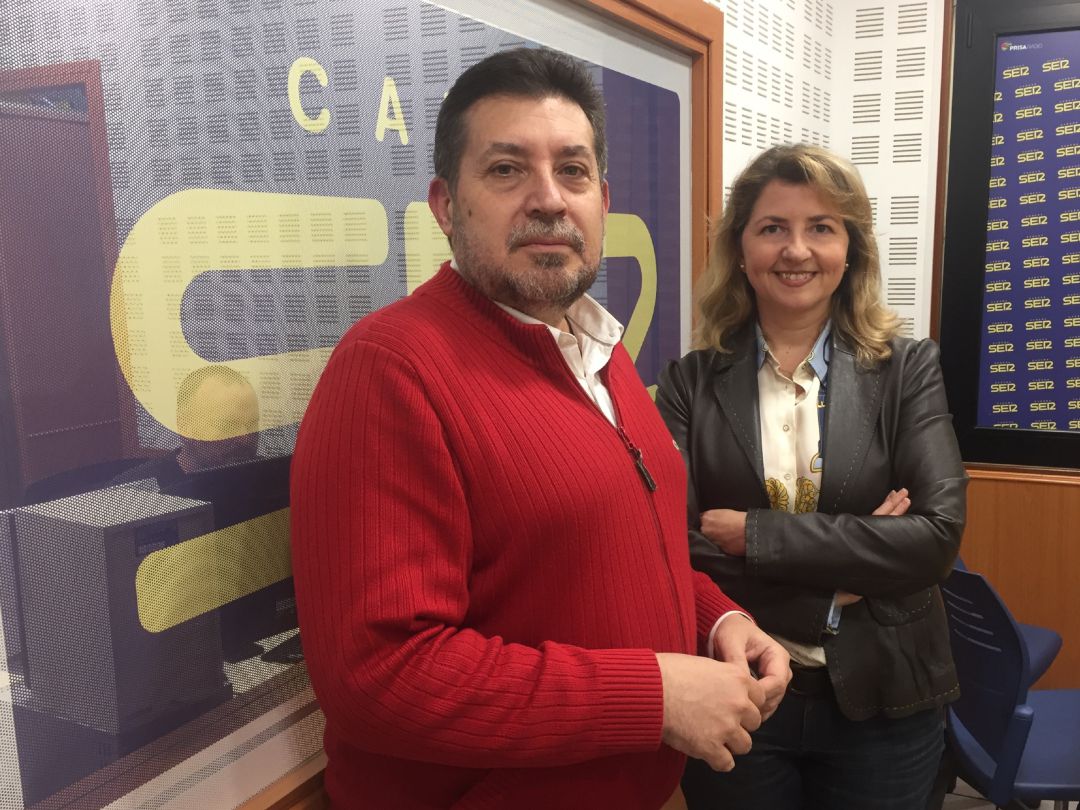 Los profesores del área de Economía Aplicada de la UCO, Fernando Lara y Rocío Muñoz. Los profesores del área de Economía Aplicada de la UCO, Fernando Lara y Rocío Muñoz.