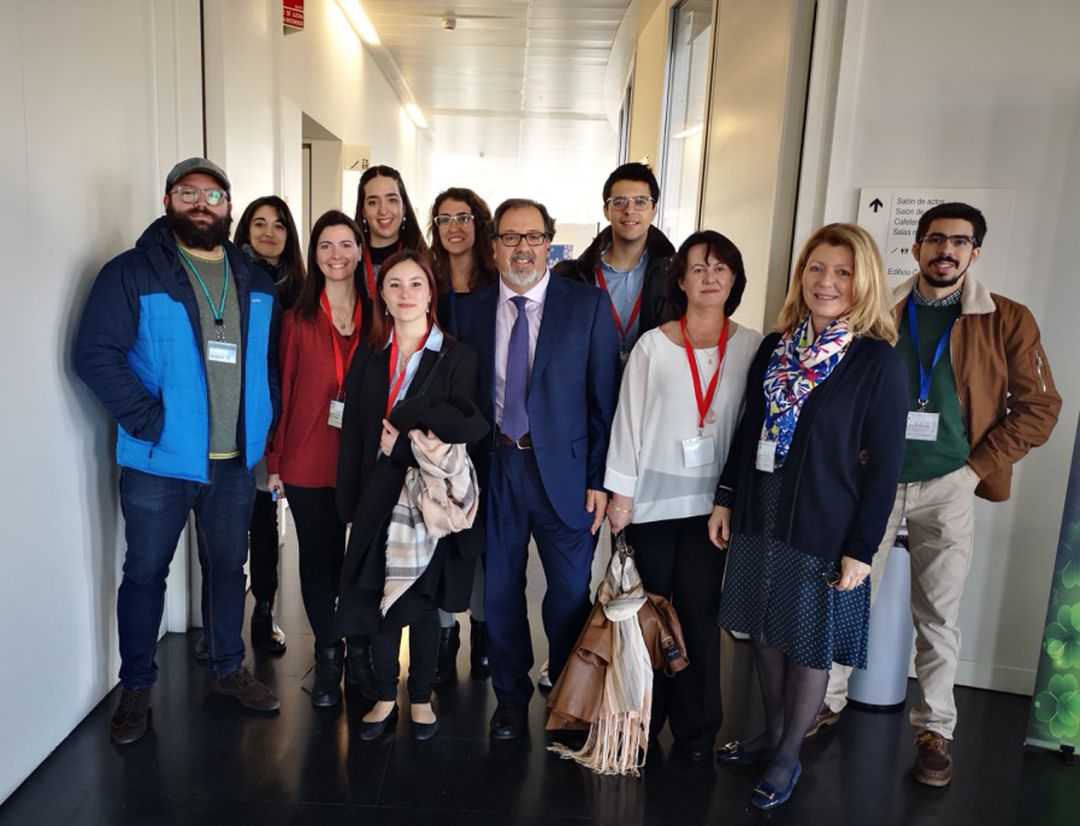 El equipo de investigación sobre los nanofármacos contra el cáncer de la UGR, durante el I Congreso de Investigadores del PTS que se clausura este viernes El equipo de investigación sobre los nanofármacos contra el cáncer de la UGR, durante el I Congreso de Investigadores del PTS que se clausura este viernes
