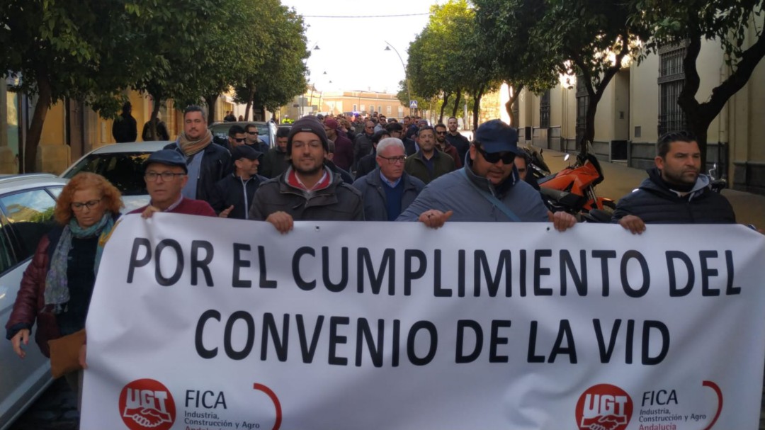 Los trabajadores de Williams deciden en asamblea seguir con la huelga