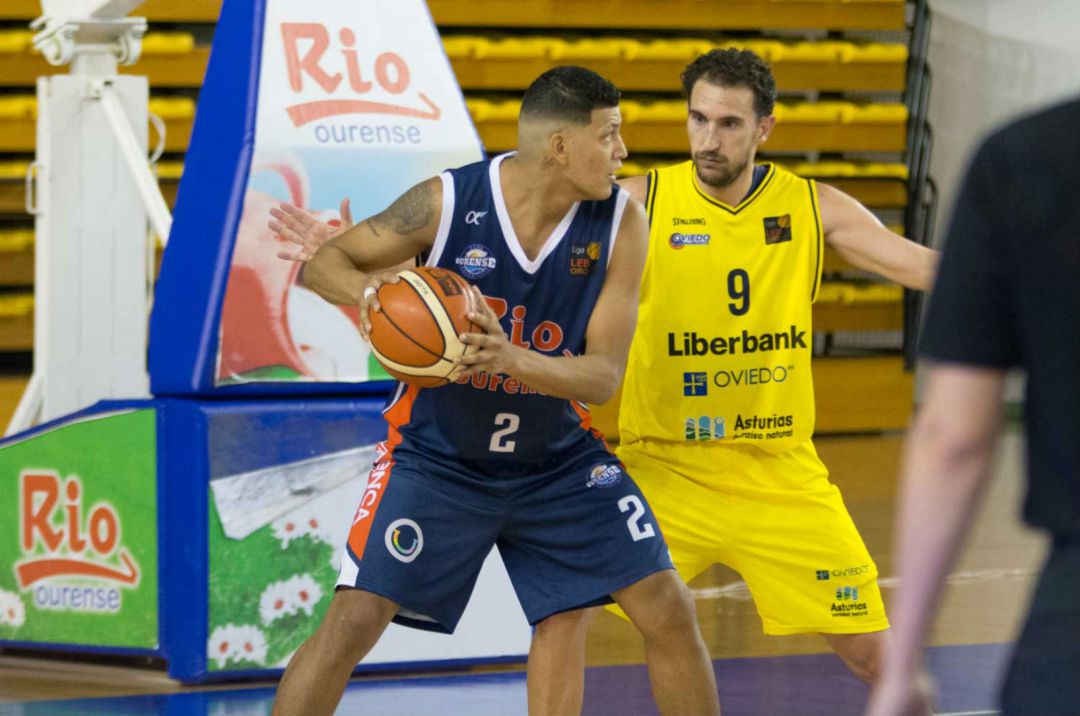 El Club Ourense Baloncesto, intentará seguir en la misma línea ante su afición El Club Ourense Baloncesto, intentará seguir en la misma línea ante su afición