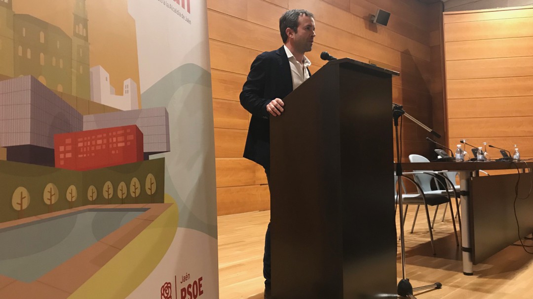 El PSOE aprueba una candidatura "para ganar y gobernar"