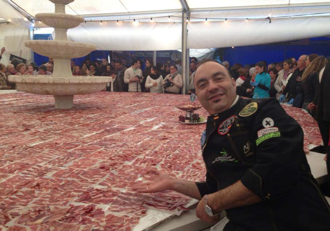 Fallece Nico Jiménez, empresario y cortador de jamón