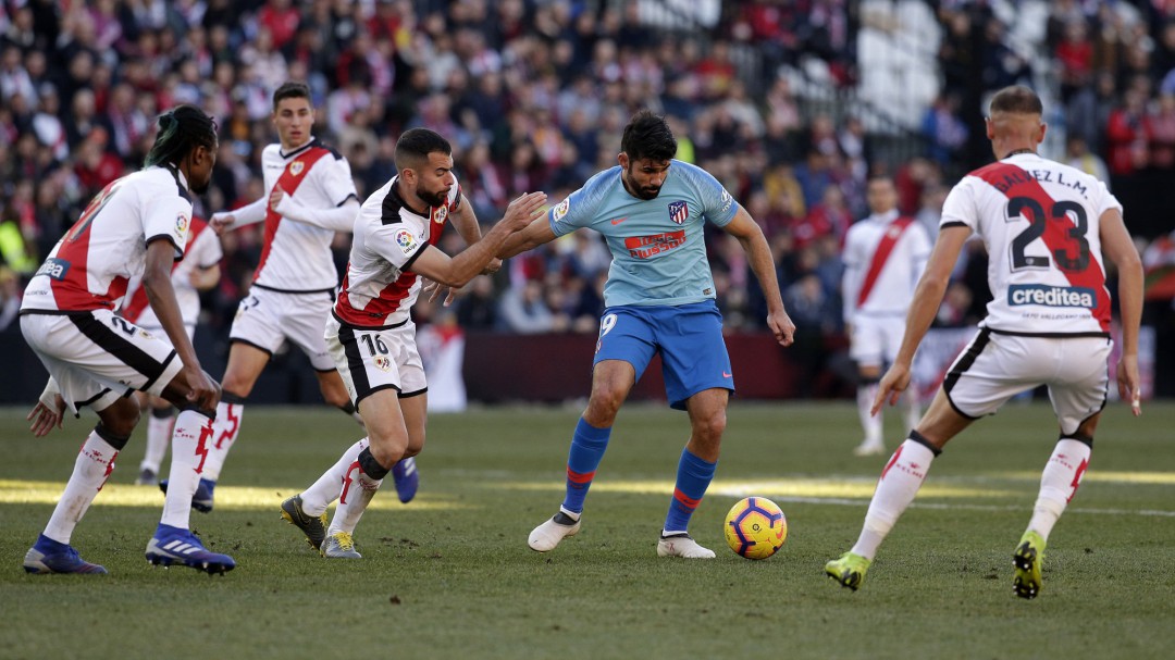 El Rayo recuerda al Atlético el tweet de la polémica sobre el VAR